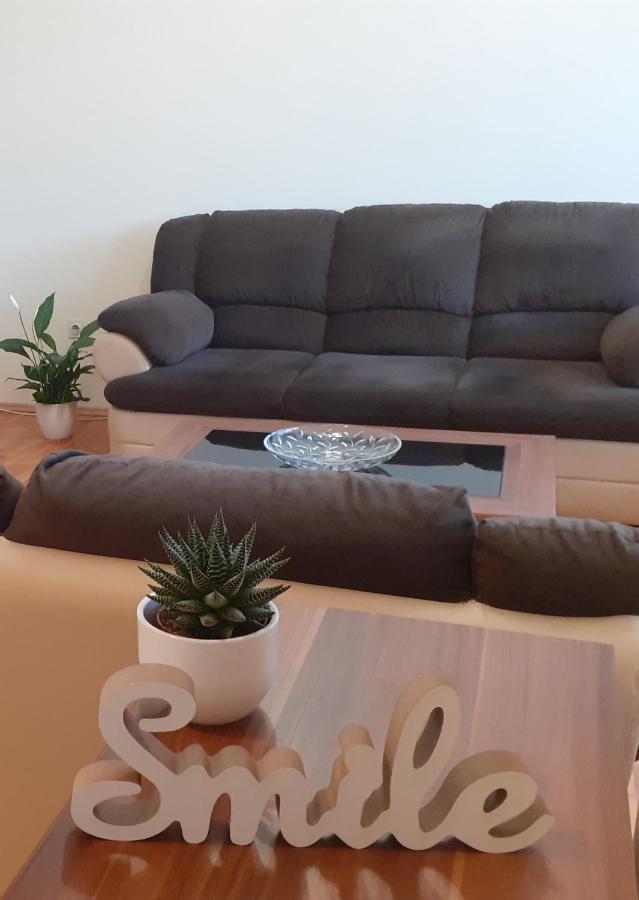 Apartman Lila Apartment Умаг Екстериор снимка