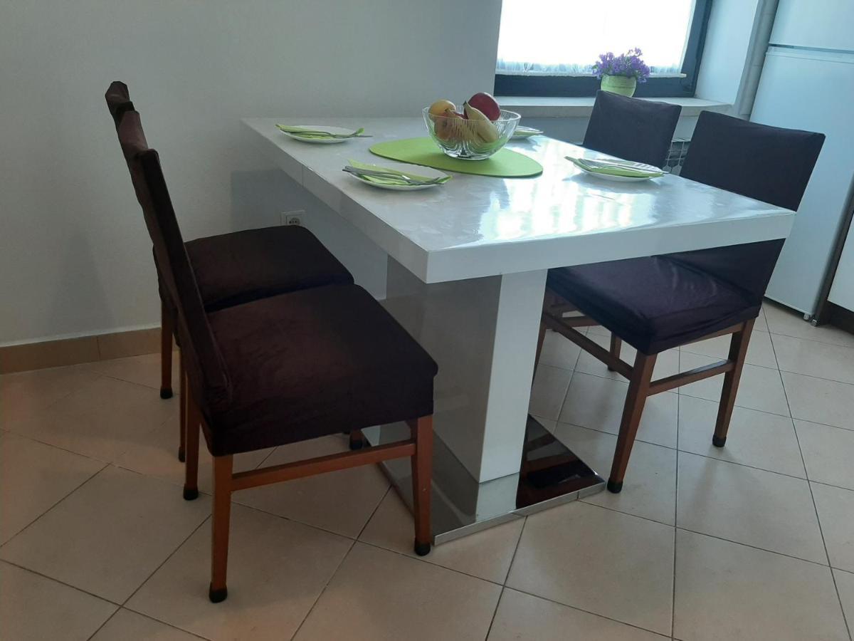 Apartman Lila Apartment Умаг Екстериор снимка